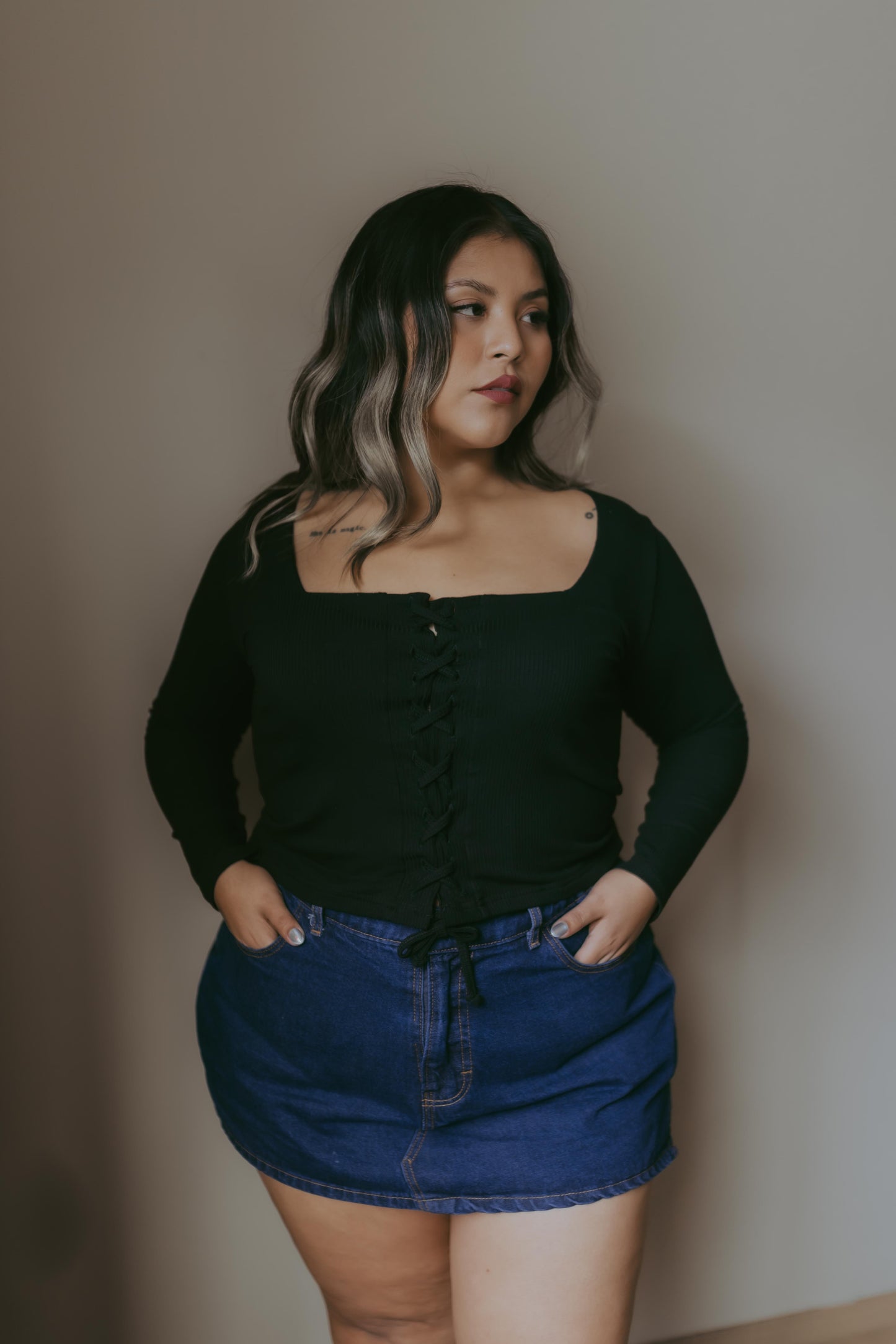 Top Débora negro